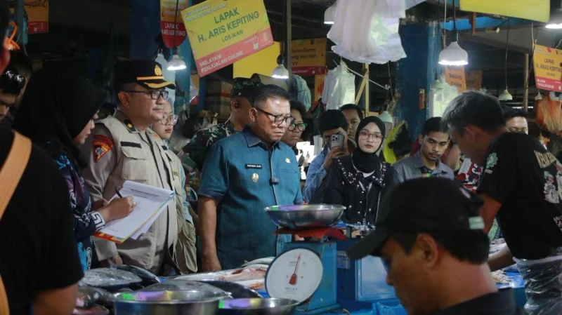 Sidak kebutuhan pokok jelang Ramadan 2026. (Ist/Humas Polresta Samarinda)