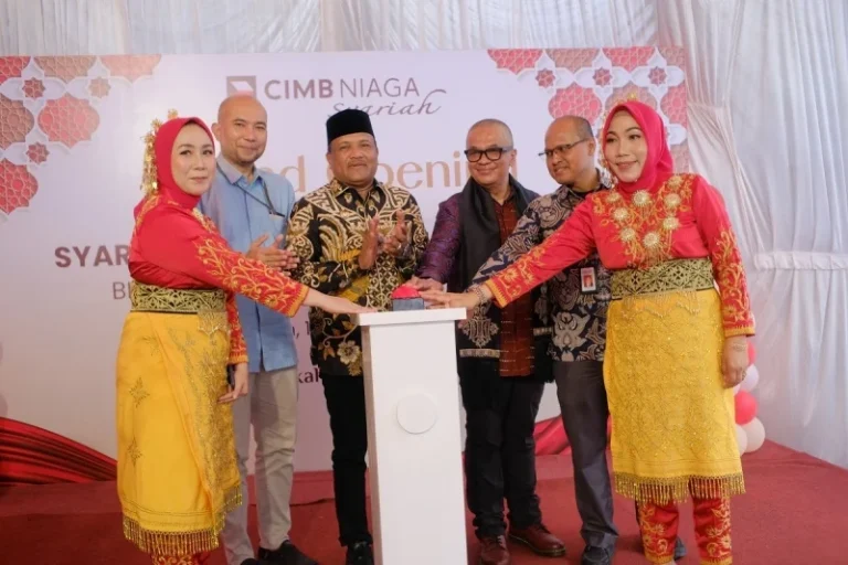 CIMB Niaga Syariah Resmikan Digital Branch Bireuen