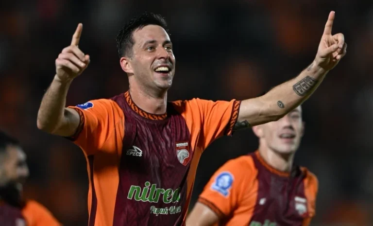 Borneo FC menang telak dari Persebaya 5-1. (X/BorneoSMR)