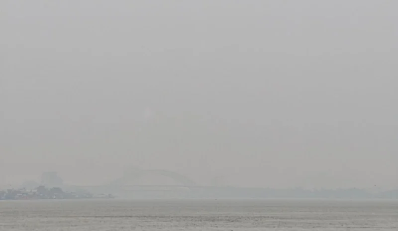 Kabut asap di Kota Samarinda, Kalimantan Timur (ITS)